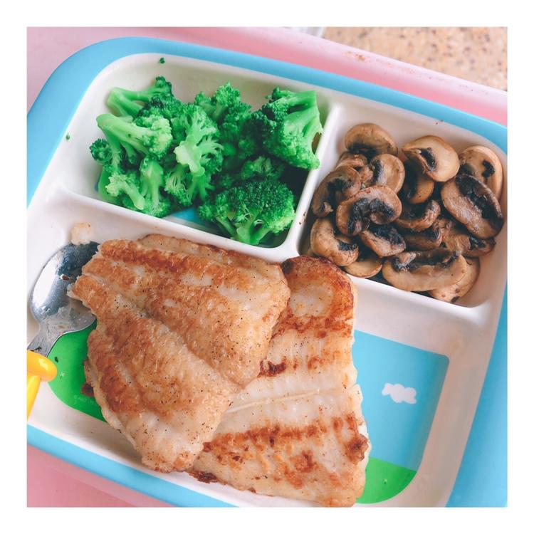 香煎巴沙鱼（龙利鱼）