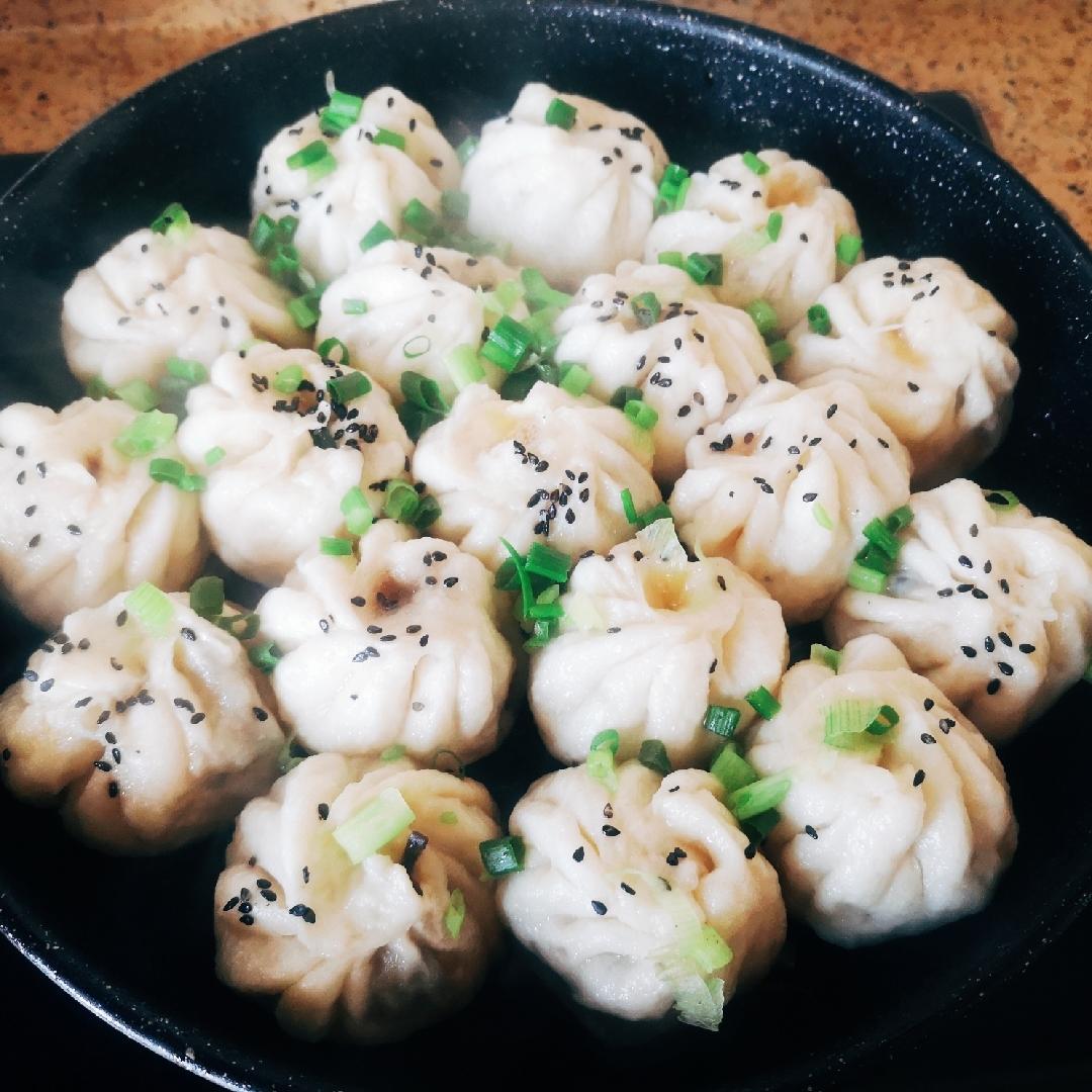 香喷喷的煎包