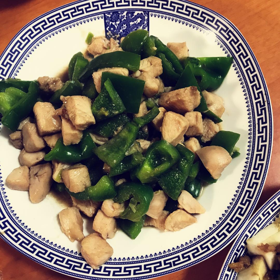 青椒辣子鸡丁