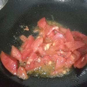 懶人餐——番茄辛拉麵的做法 步骤2