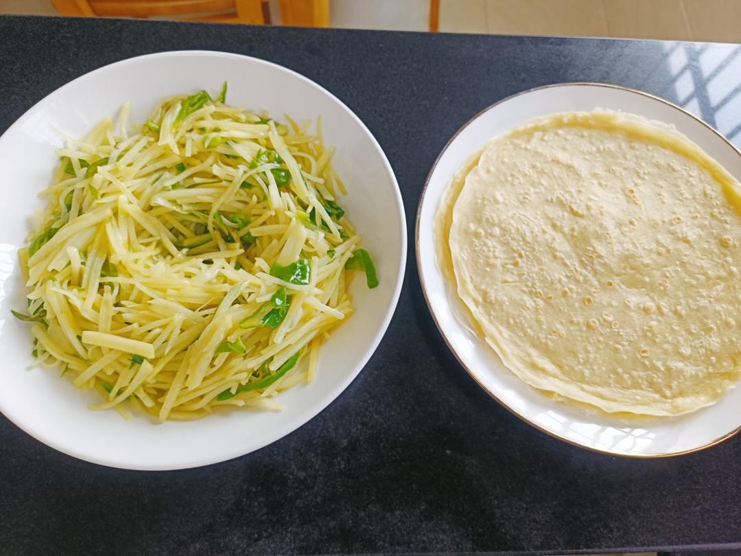 春饼的做法（北方习俗吃的摊春饼）