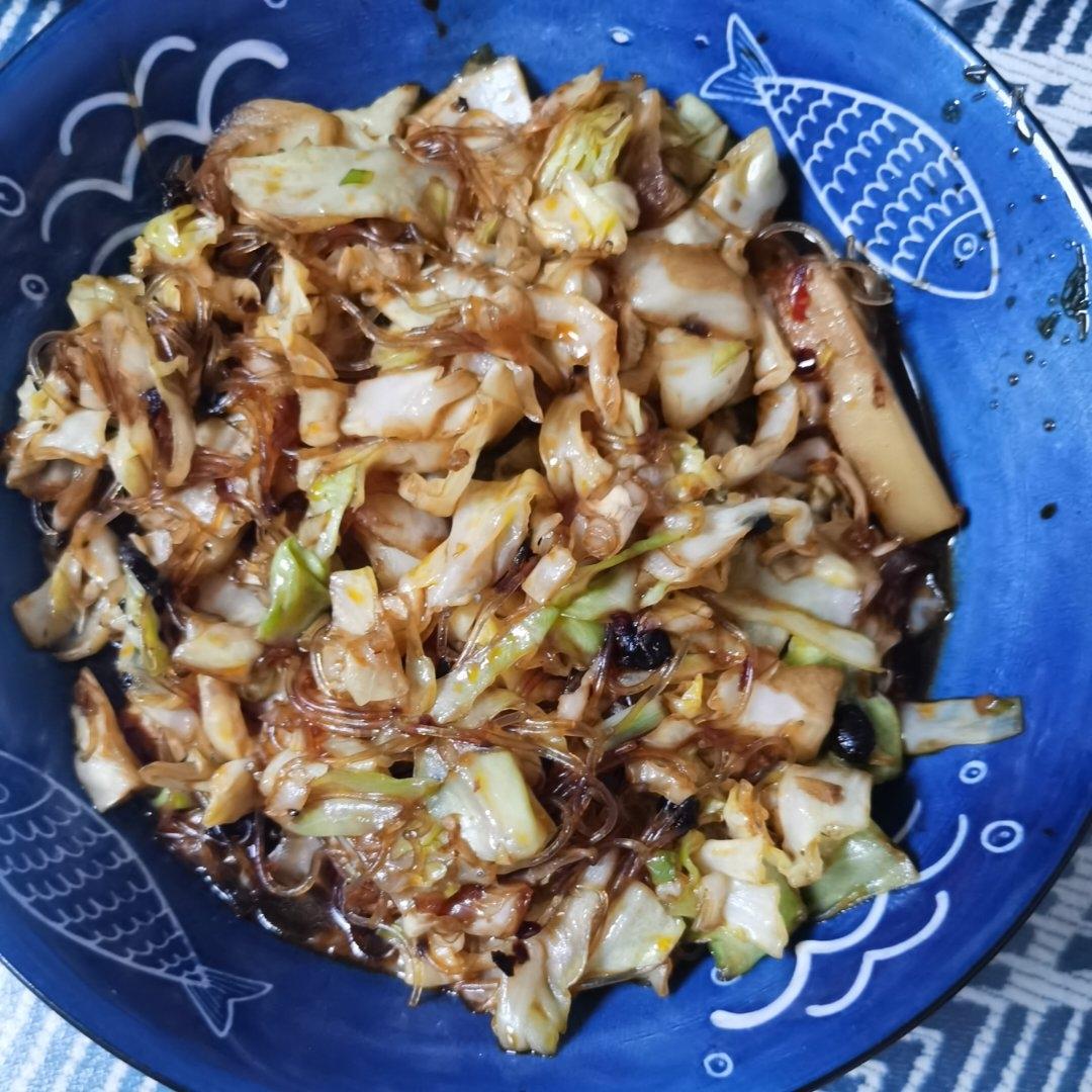 最近爱吃粉丝粉条～包菜炒粉丝