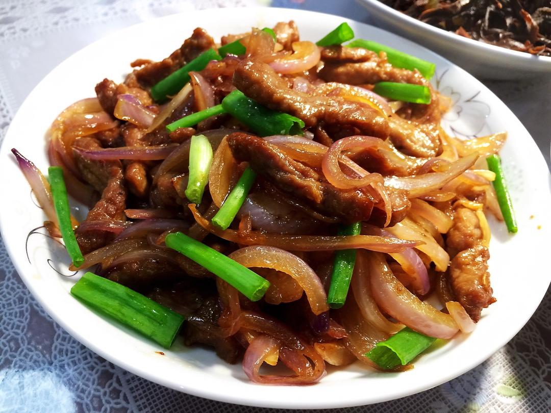如何炒出嫩牛肉