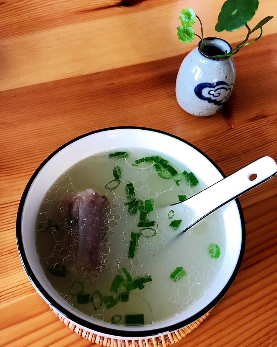 韩式清炖牛尾汤