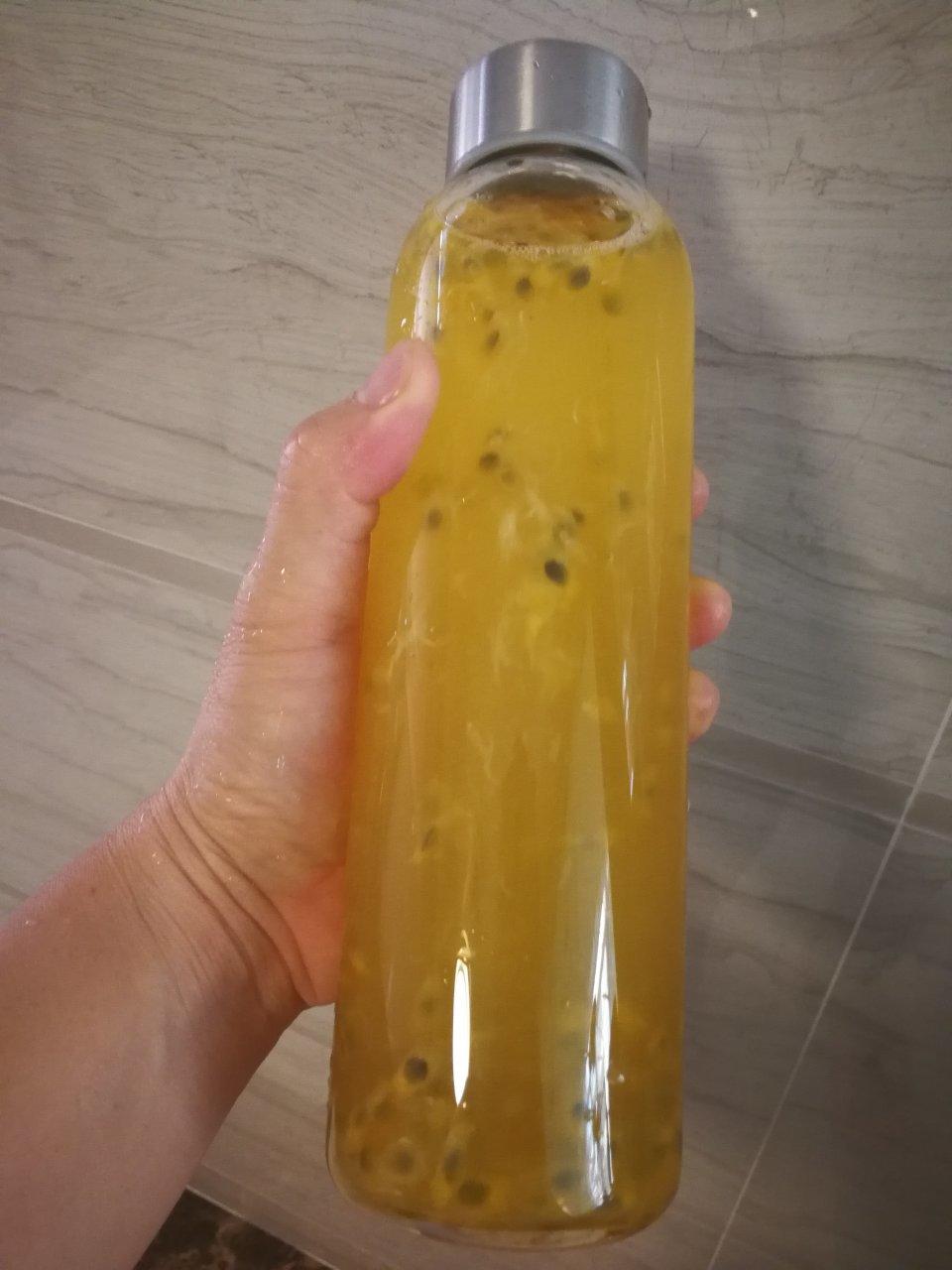 百香果蜂蜜柠檬茶
