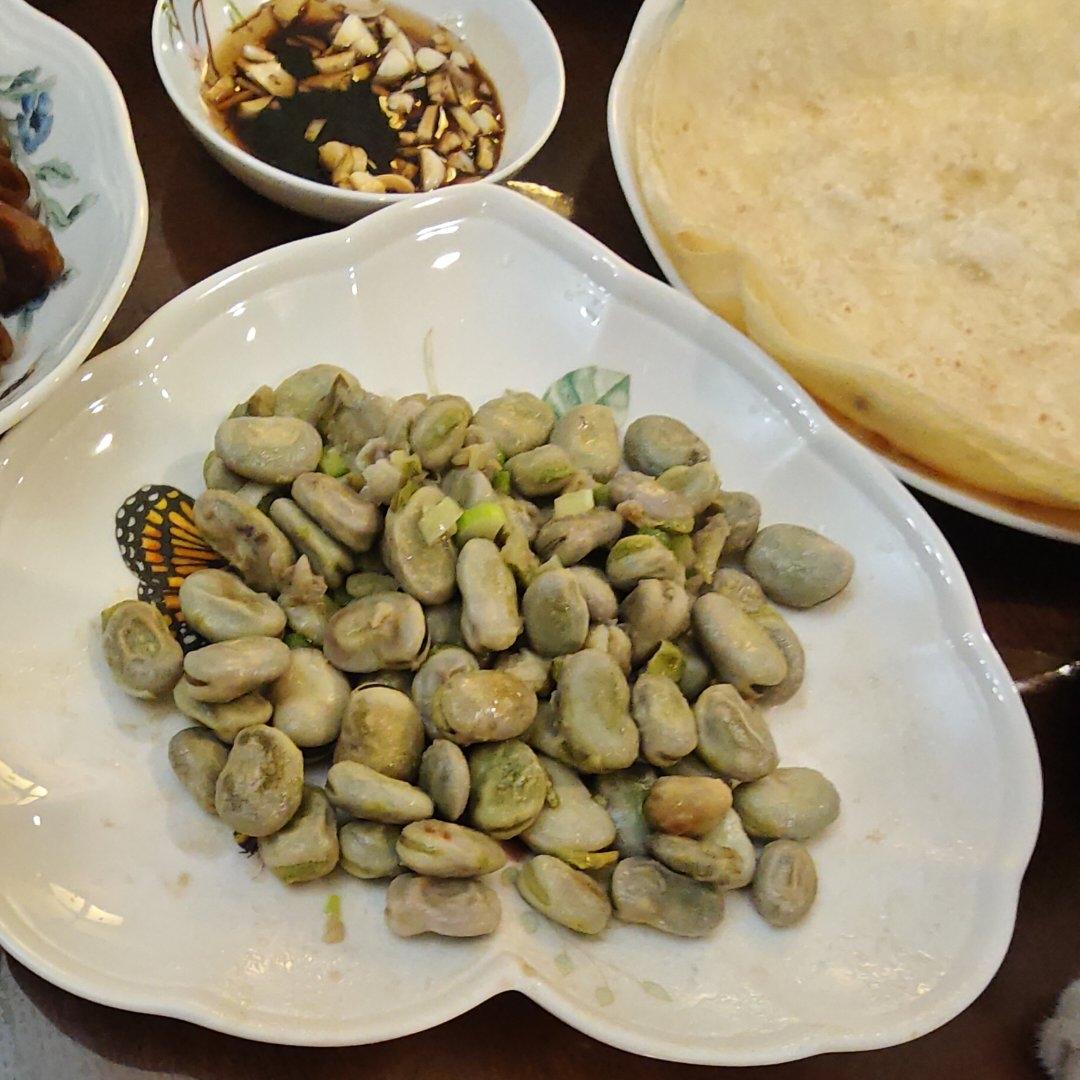 无比鲜美的葱油蚕豆