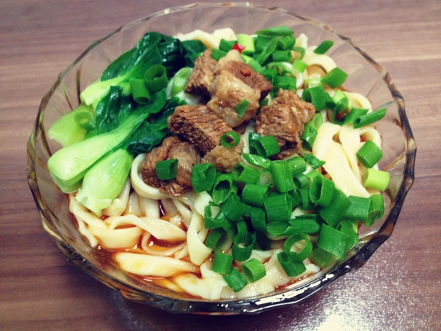 家常红烧牛肉面