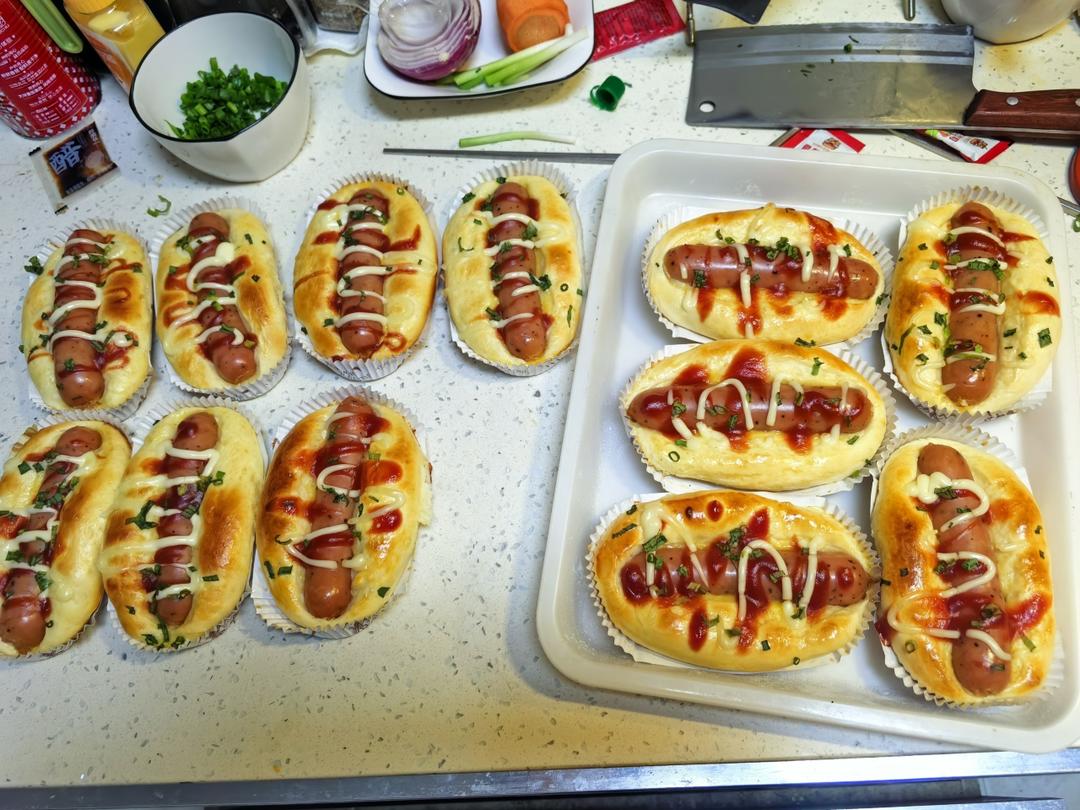 热狗香肠面包