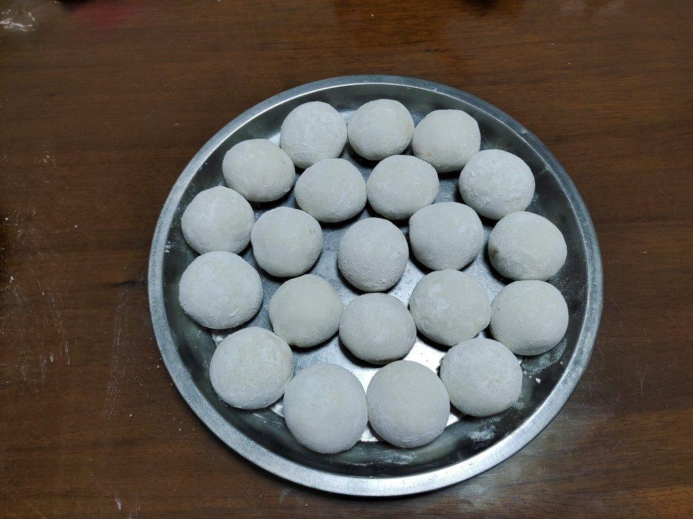 荠菜鲜肉汤圆