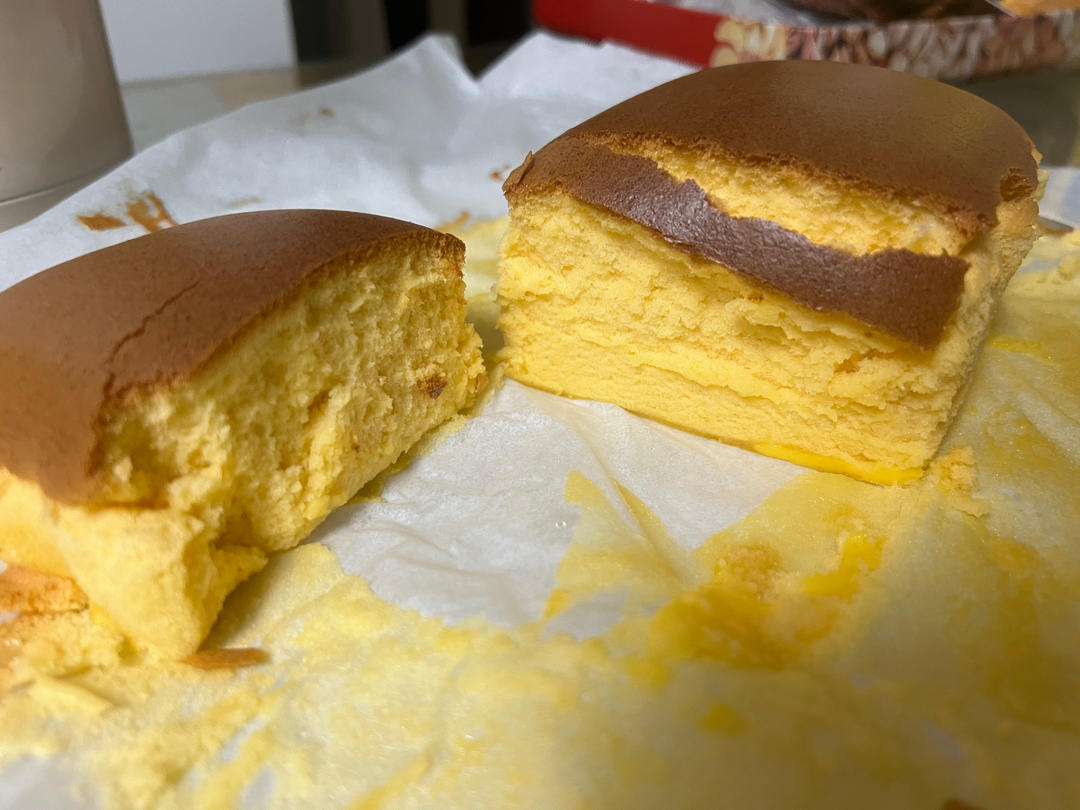 堪比柯基屁股
爆浆芝士🧀古早蛋糕