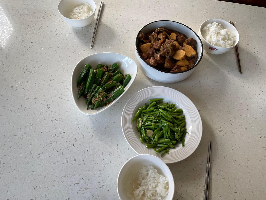 茨菇烧肉