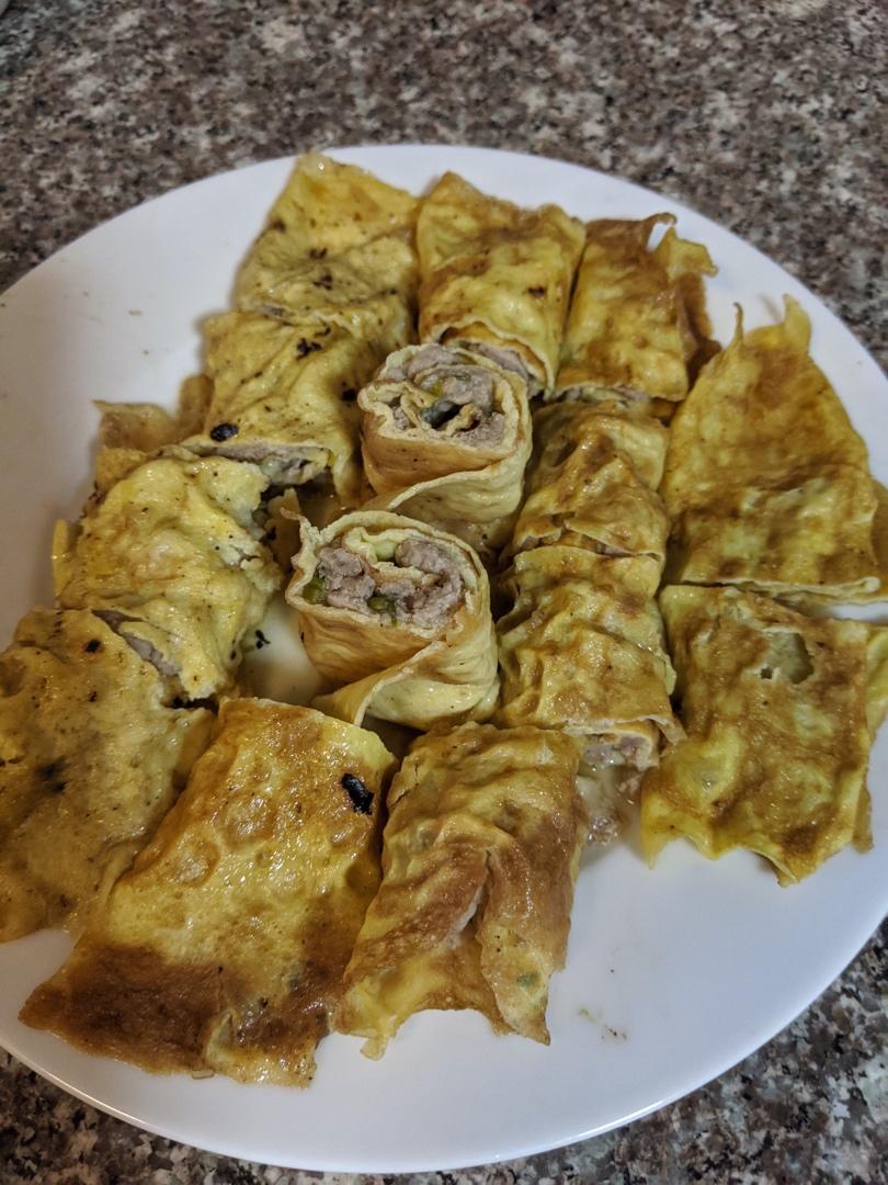 蛋皮蒸肉