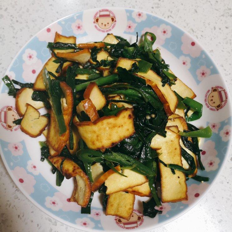 韭菜炒豆干