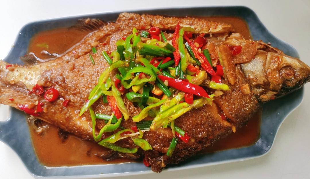 红烧鳊鱼