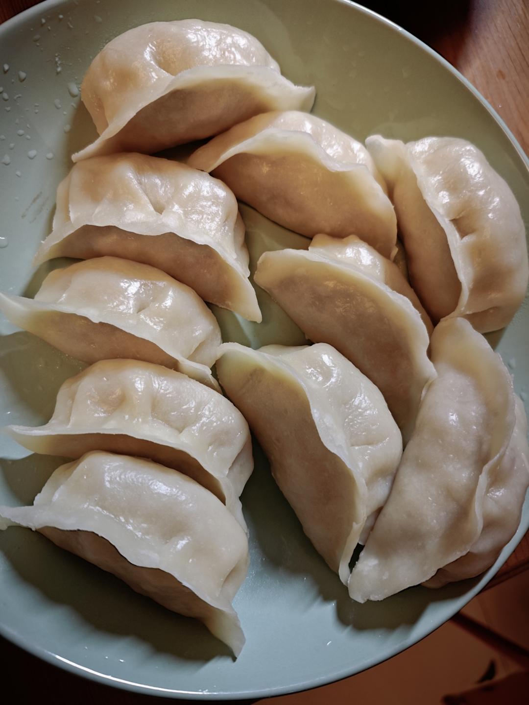 圆白菜猪肉蒸饺（烫面蒸饺）