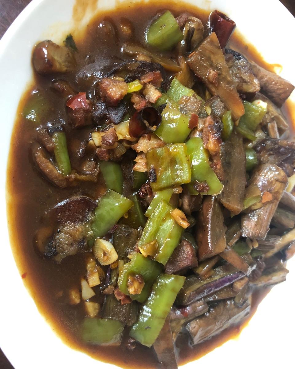 厨师长教你：“风味茄子”的家常做法，外酥里嫩味道很赞，收藏了
