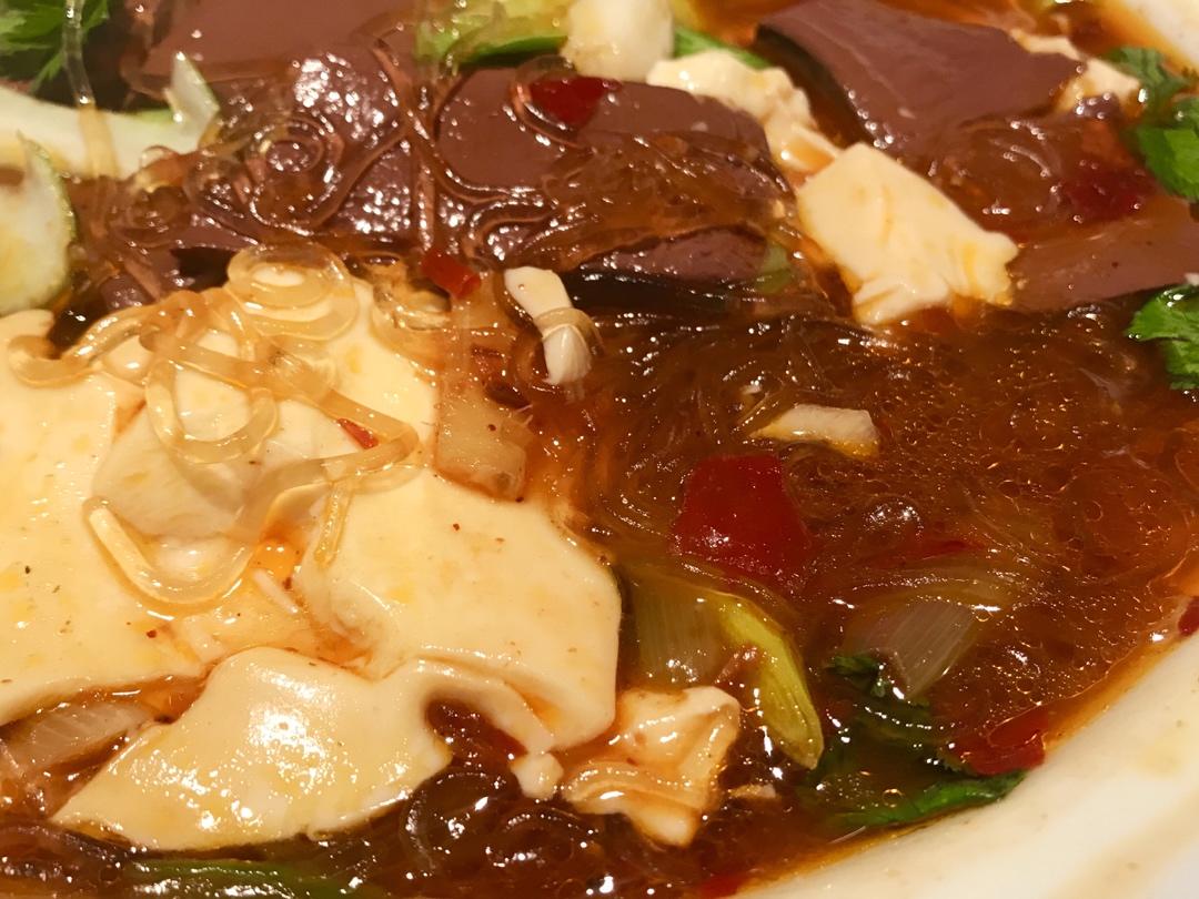 鸭血豆腐