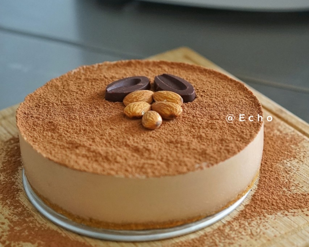 最简单的生日蛋糕：巧克力慕斯（6寸）的做法