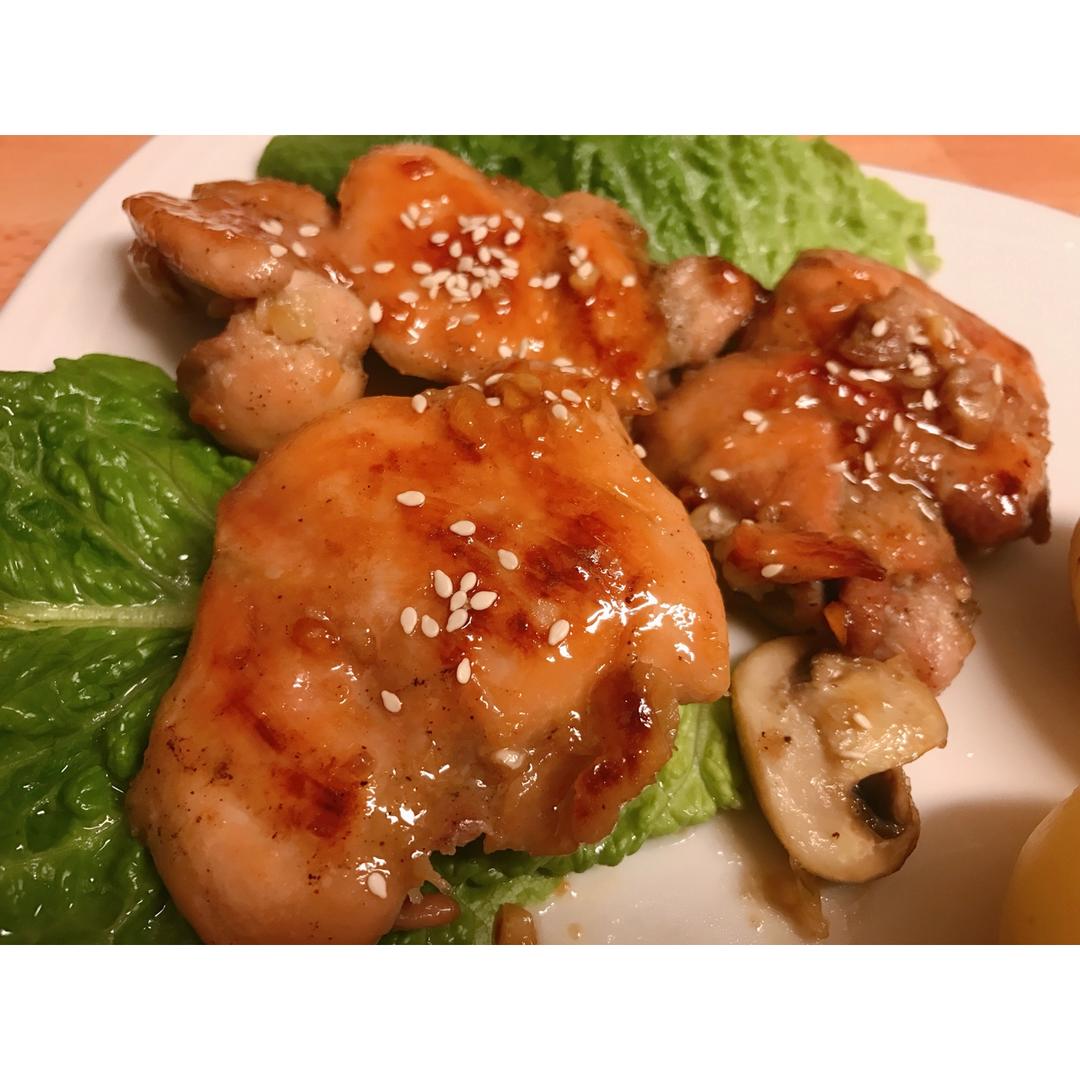 酷炫屌炸天好吃的煎鸡胸肉（香蒜蜂蜜煎鸡胸肉）