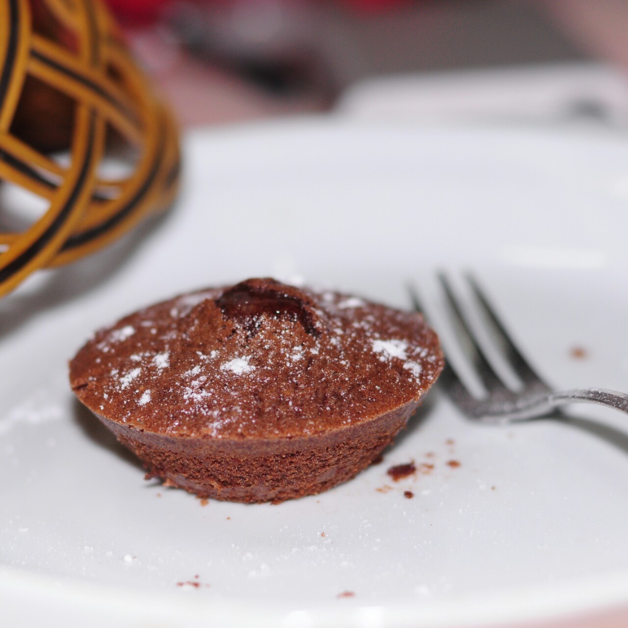 给妹子群的巧克力熔岩蛋糕