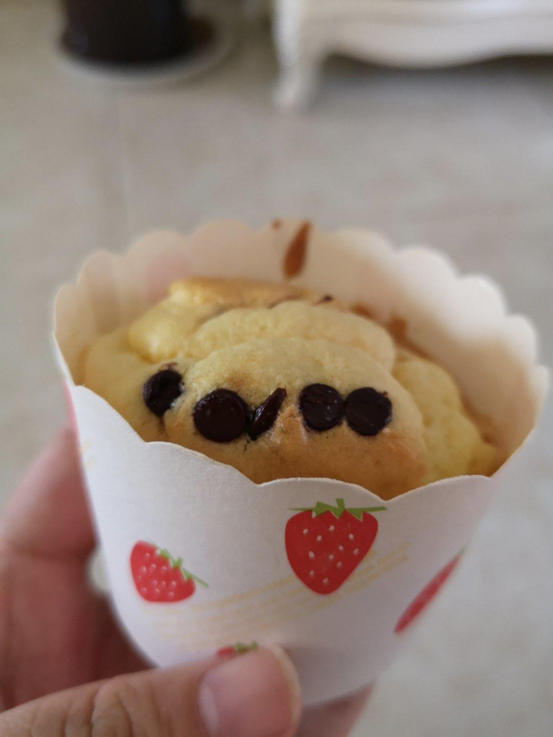 原味戚风纸杯蛋糕（烤箱做纸杯蛋糕）