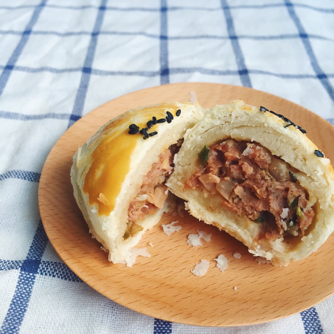泳式鲜肉榨菜月饼