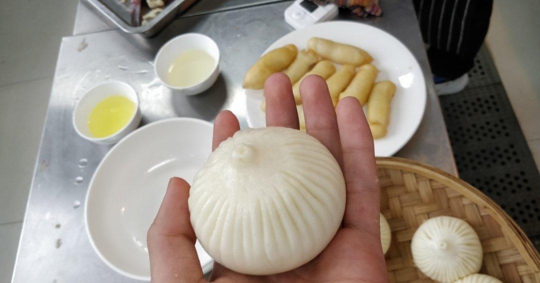 鲜肉包子