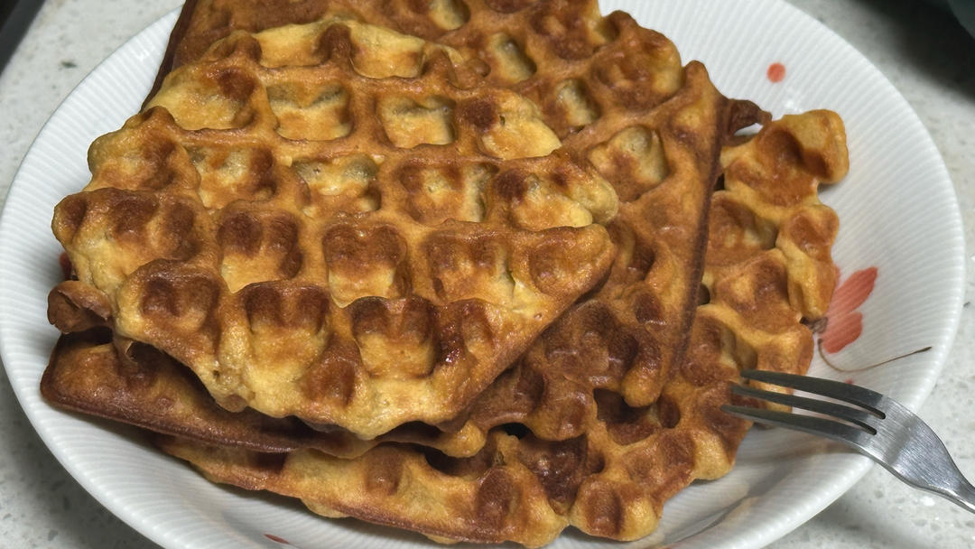 酸奶糯米华夫饼