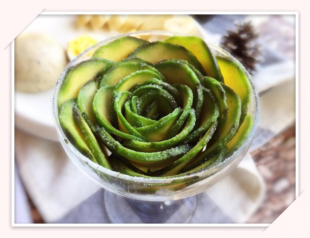 蔡菜籽cl做的牛油果花高颜值哦