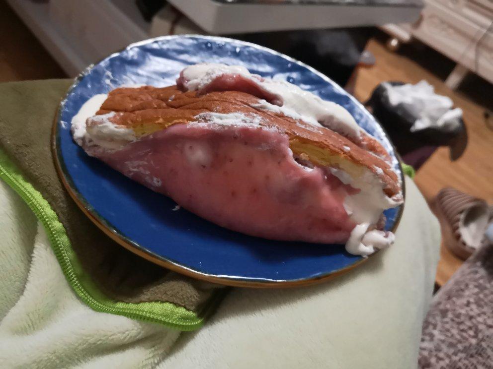 草莓白玉卷【曼食慢语】