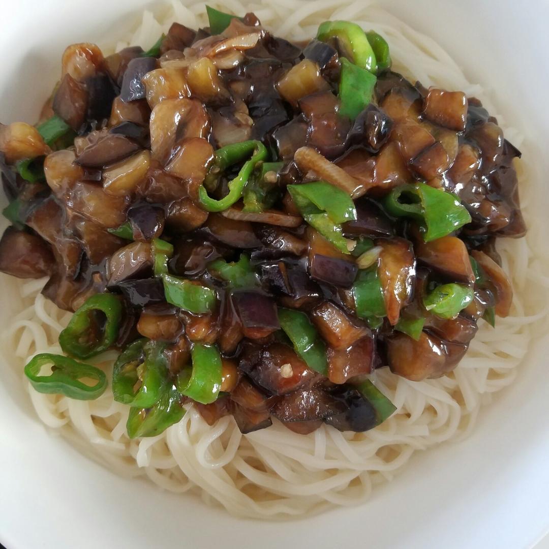 annelieu做的茄子辣椒打卤面