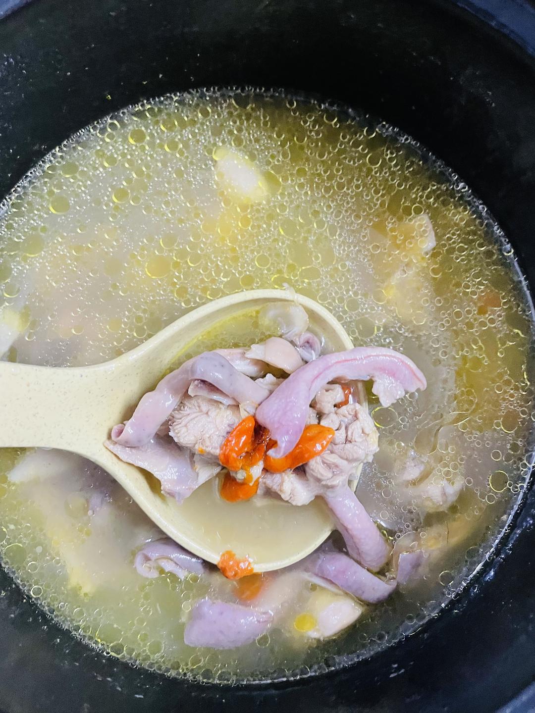 养生白胡椒猪肚鸡汤