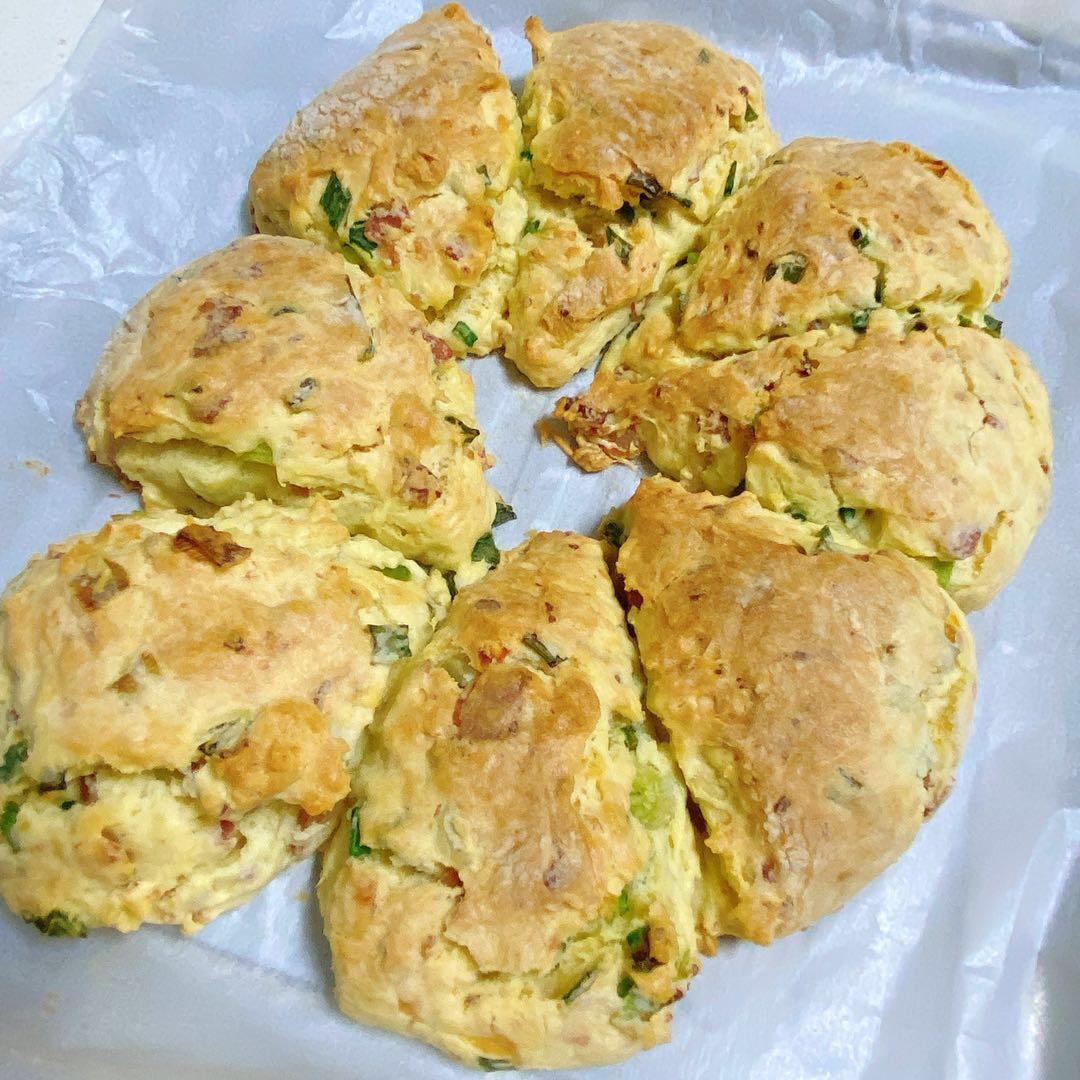 超级好吃的咸味司康Savoury Scones