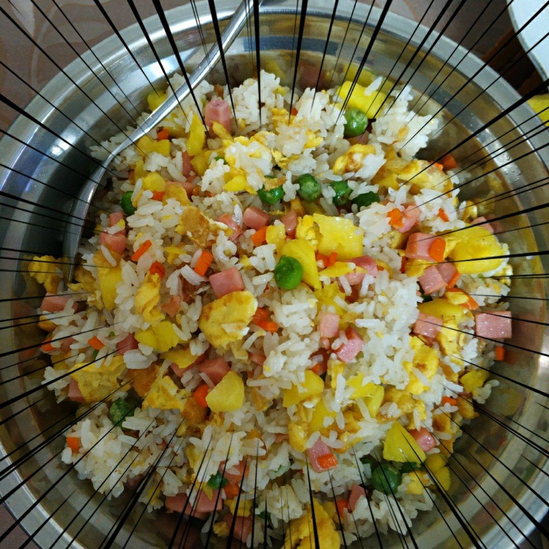 菠萝炒饭