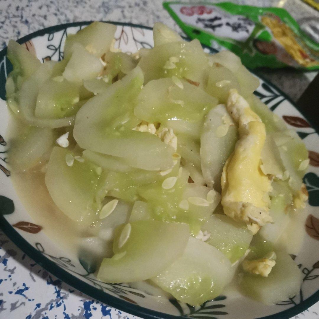 黄瓜炒鸡蛋 （青瓜炒鸡蛋）