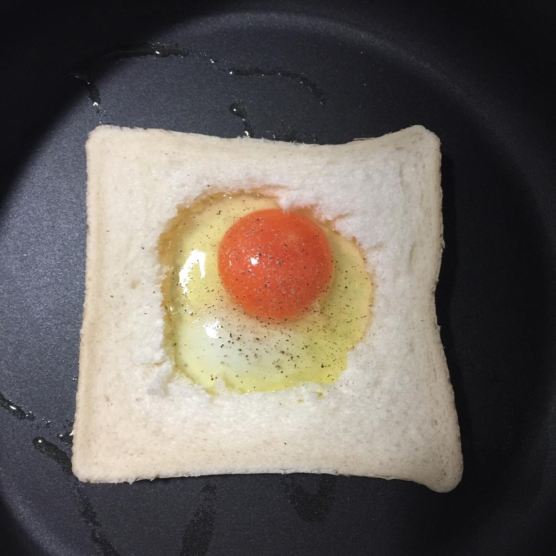 荷包蛋土司