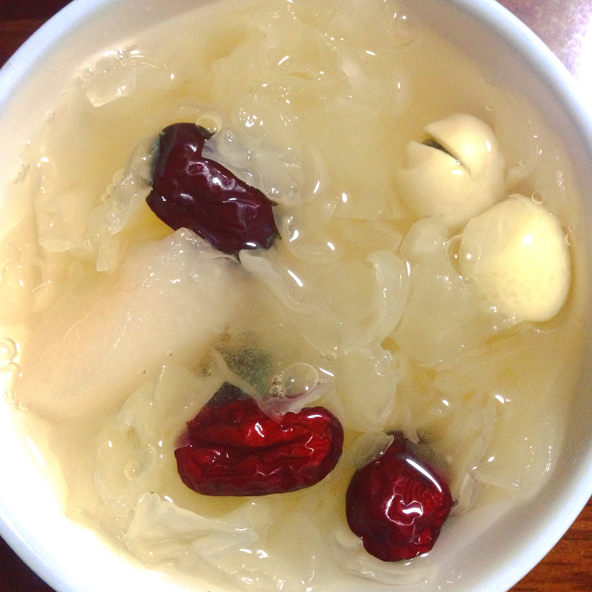 红枣银耳莲子羹