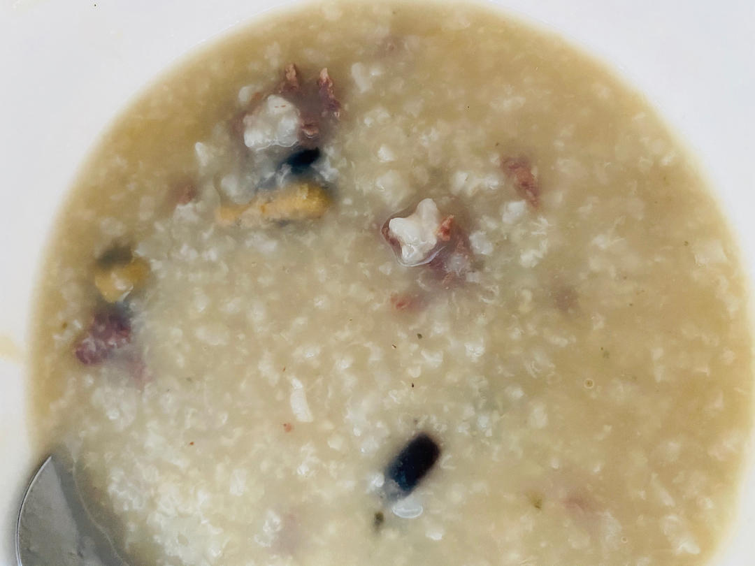 皮蛋牛肉粥