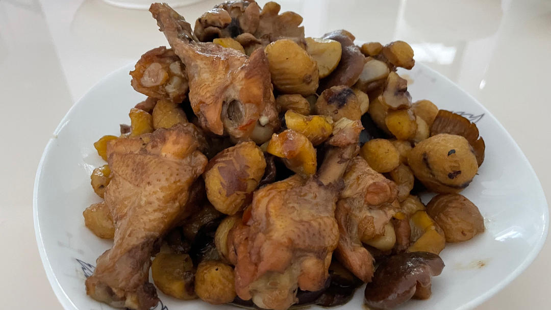 【栗子烧鸡】鸡肉都给你吃，栗子归我~
