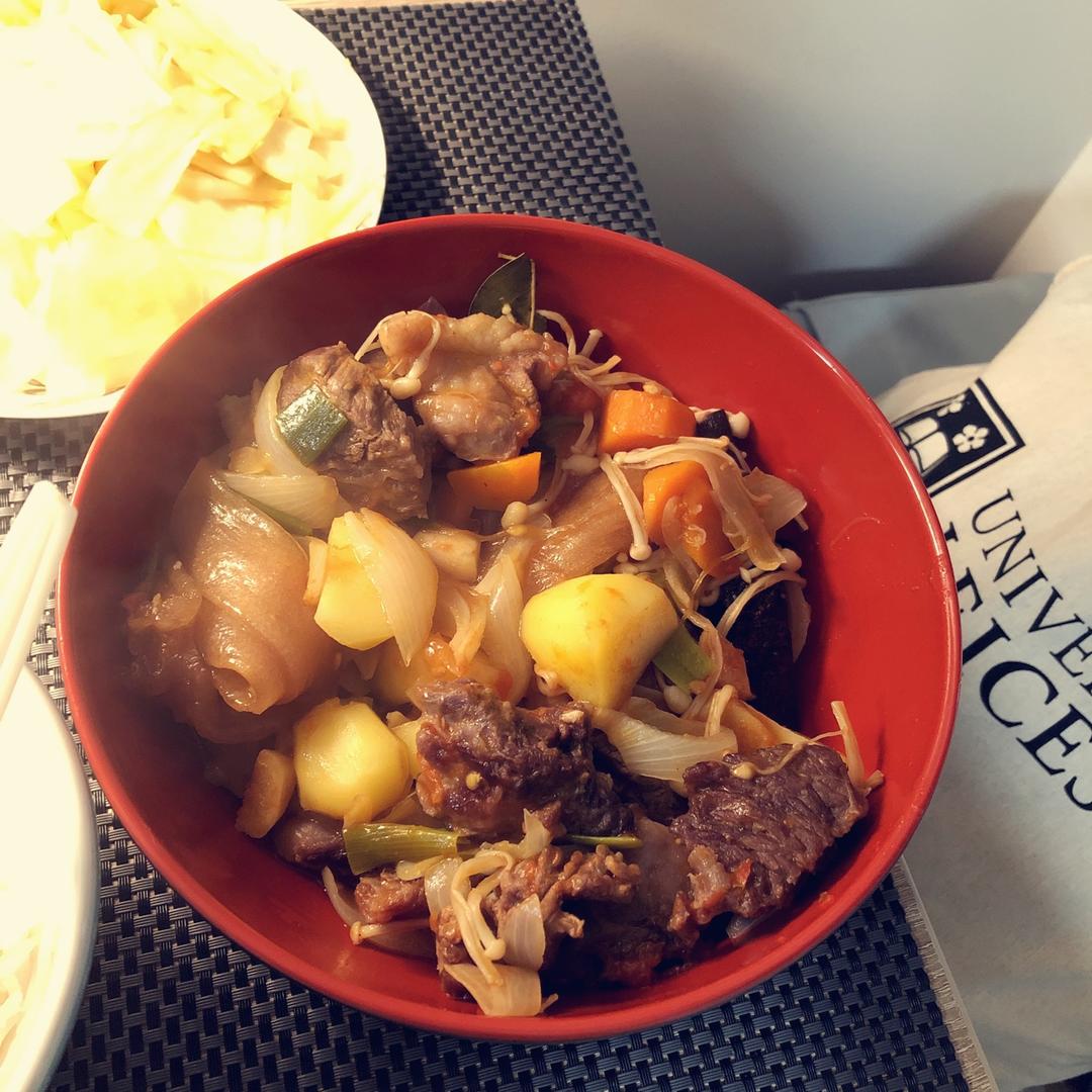 番茄土豆炖牛腩