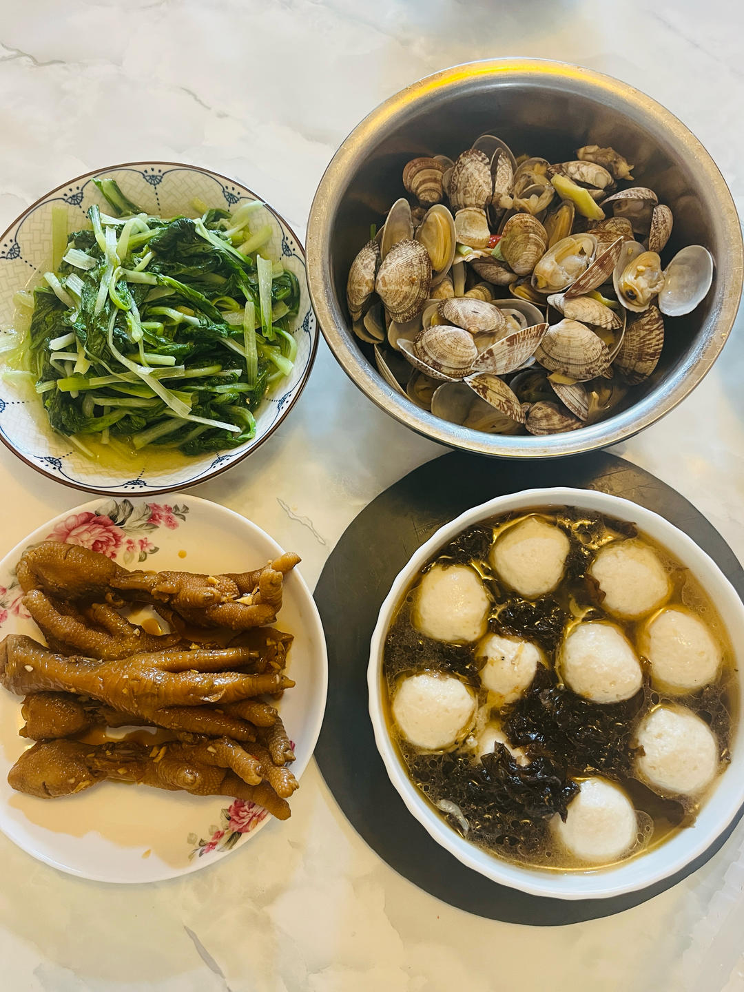 我家的小饭桌