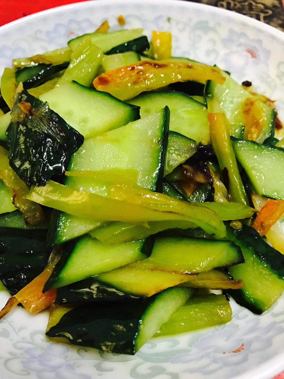 kjie900912_756做的青椒炒黄瓜