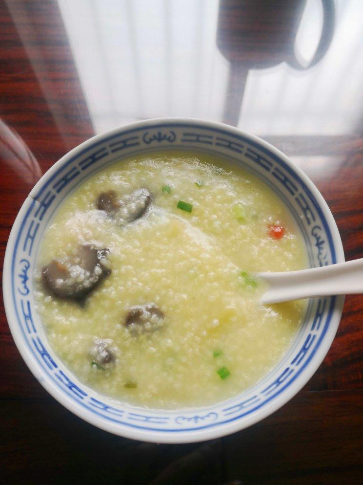 海参小米粥