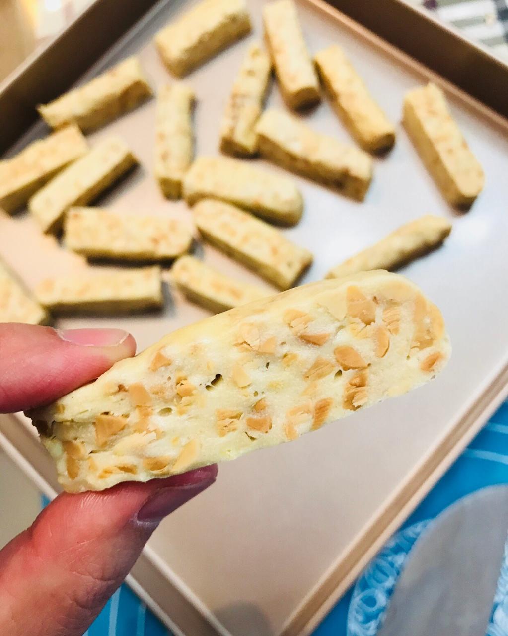 视频：用棉花糖制作超级好吃的杏仁蔓越莓牛轧糖
