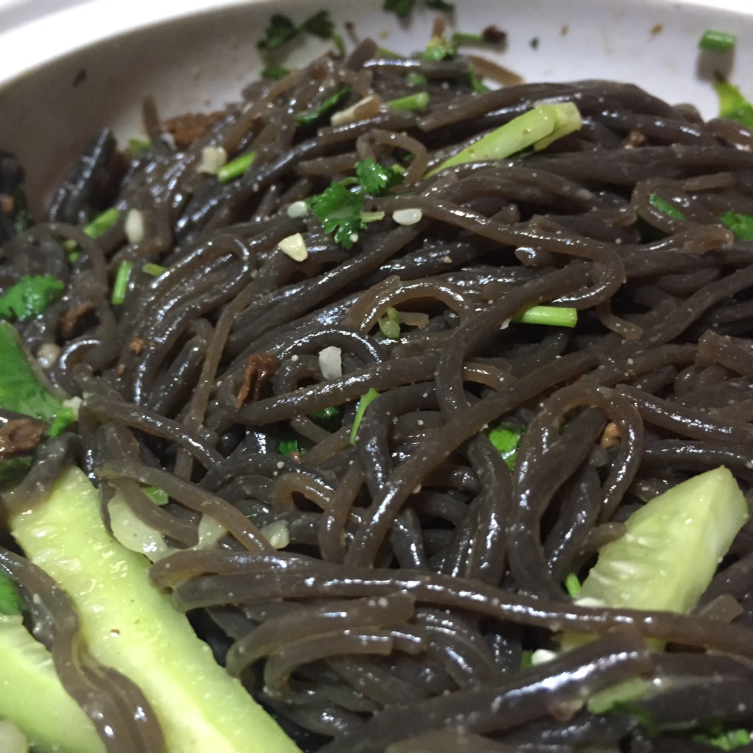 酸辣蕨根粉！