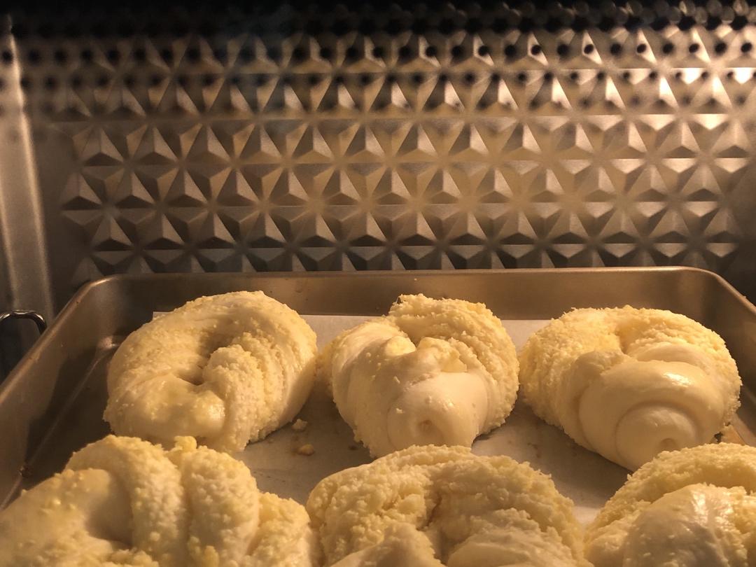 椰蓉淡奶油面包(一次发酵)附椰蓉馅做法