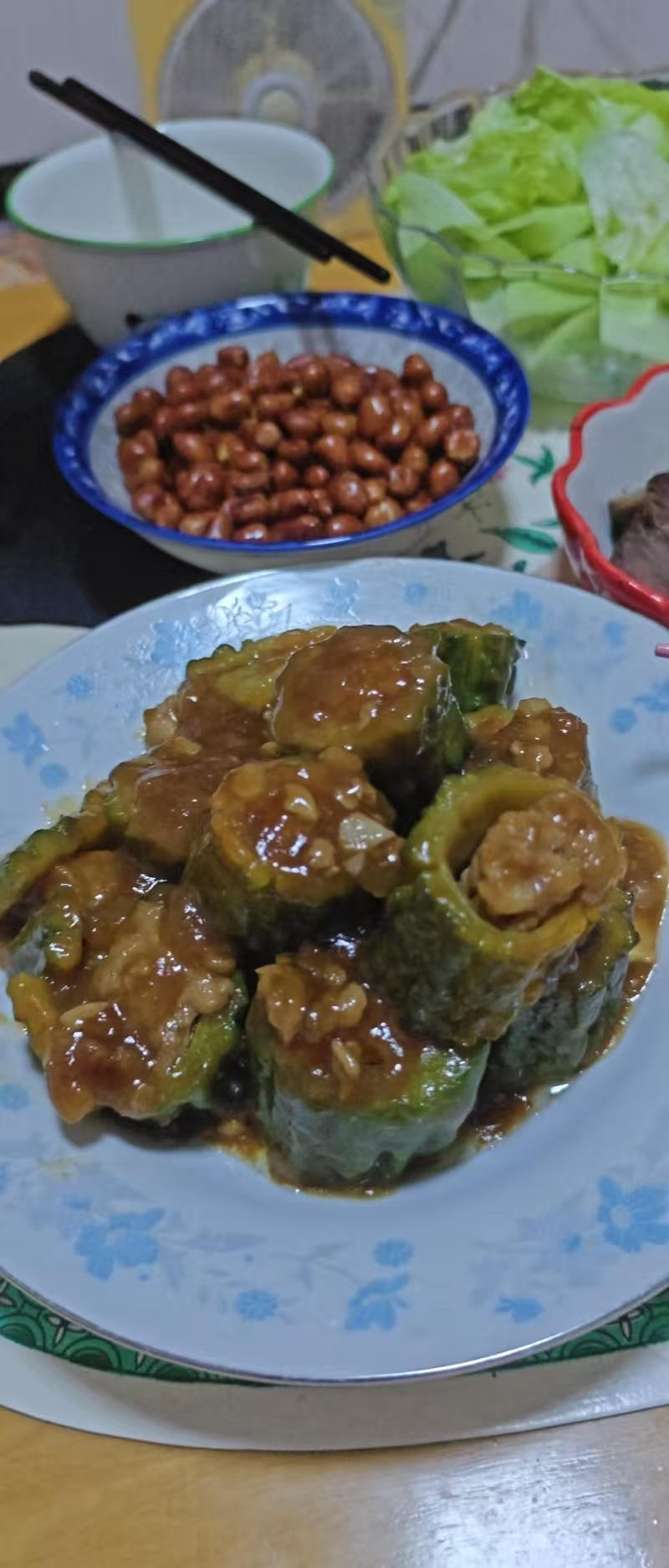 厨师长教你：“苦瓜酿肉”的家常做法，口感和味道很棒，先收藏了