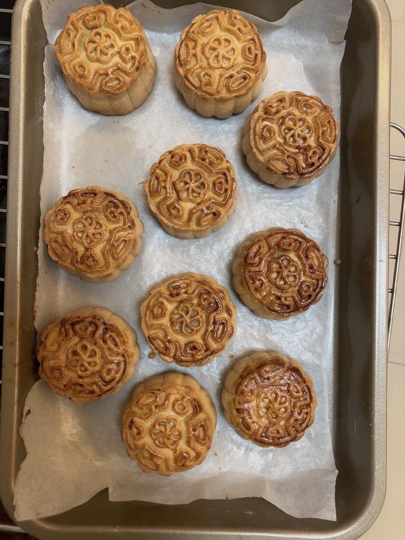 广式月饼，中秋咸蛋黄月饼🥮