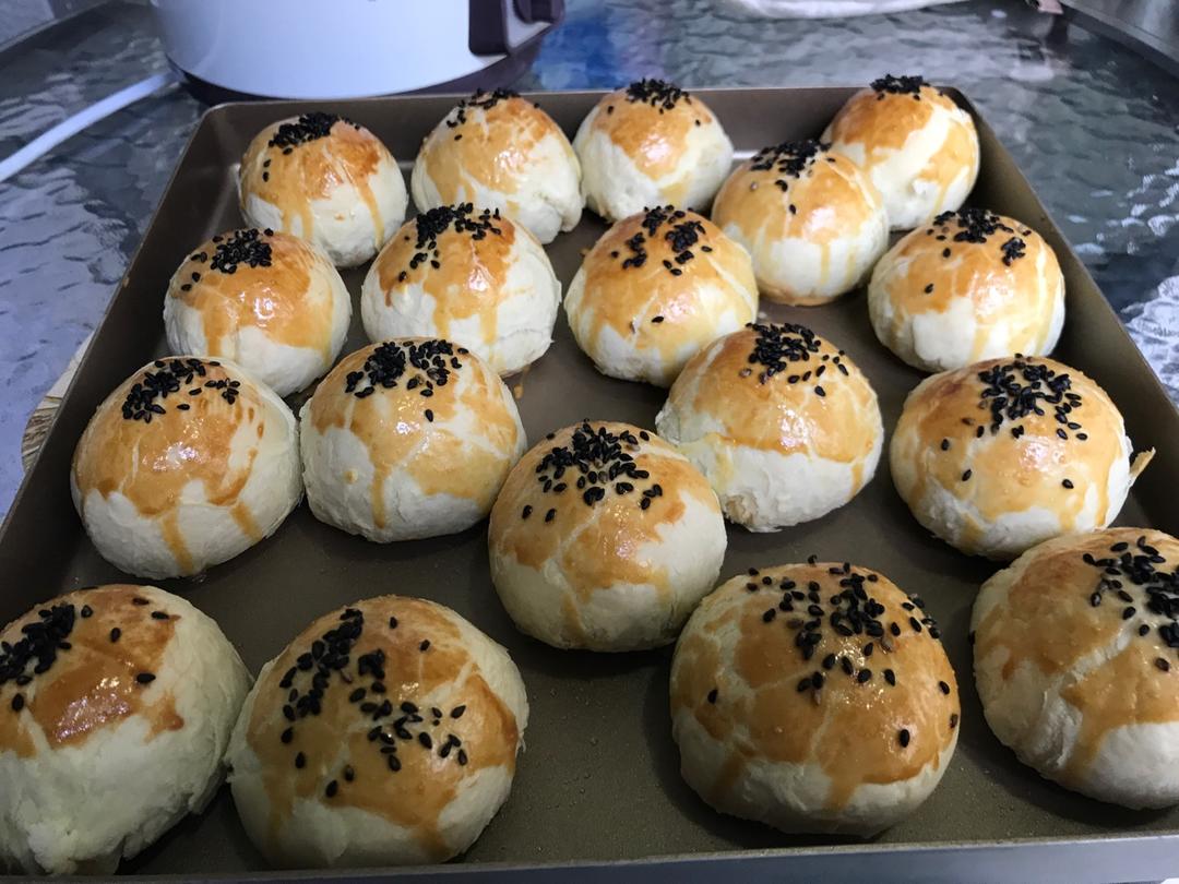 蛋黄酥酥酥（超级奶香黄油版）