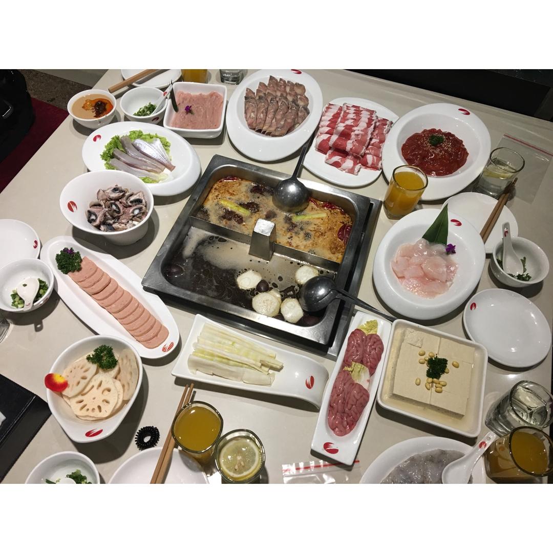 想吃遍美食想周游列国ヽ(￣д￣;)ノ=3=3=3
